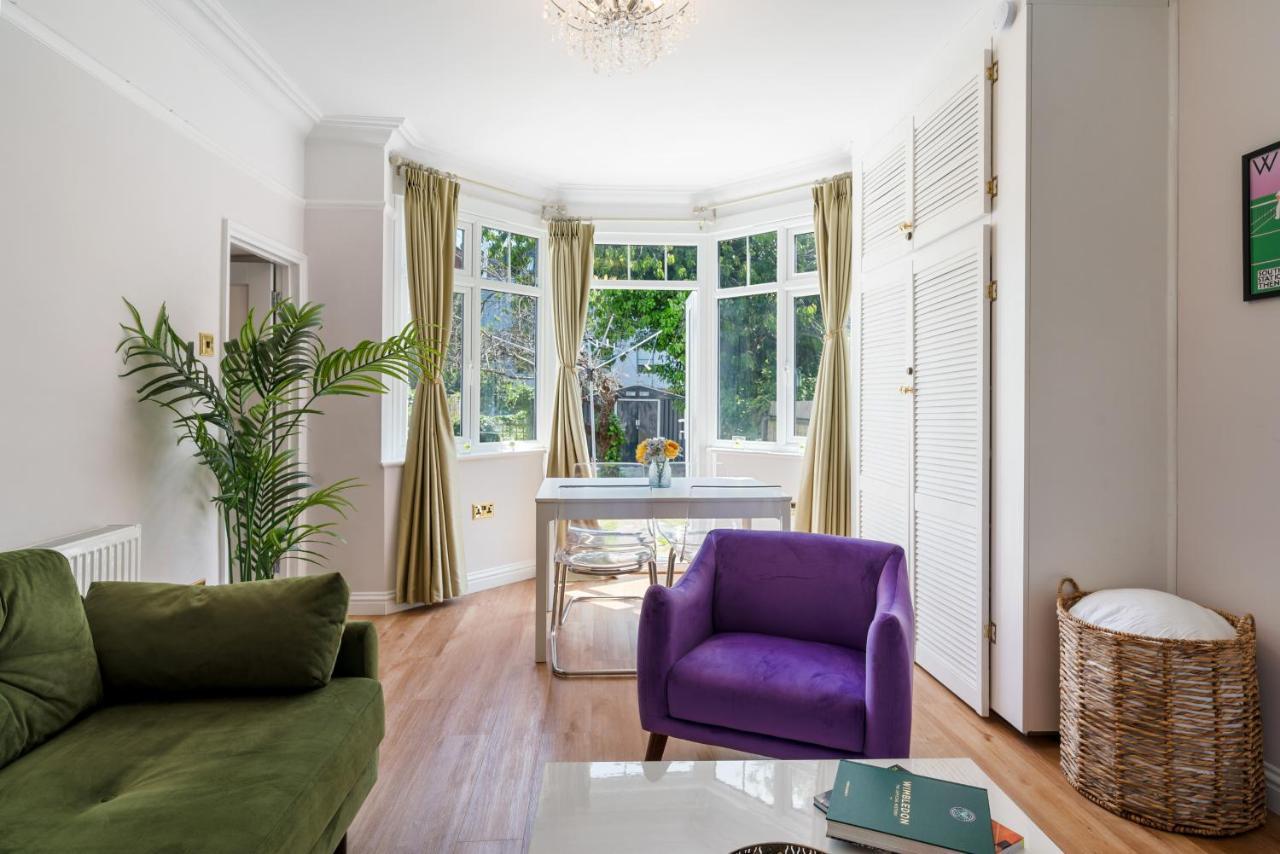 Lovely Garden Apartment In Wimbledon Town Centre With Private Parking By Wimbledon Holiday Lets Londres Exterior foto