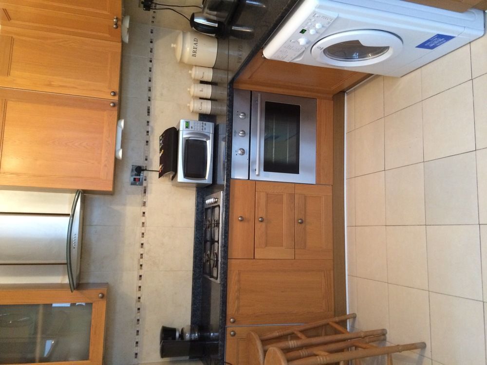 Lovely Garden Apartment In Wimbledon Town Centre With Private Parking By Wimbledon Holiday Lets Londres Exterior foto